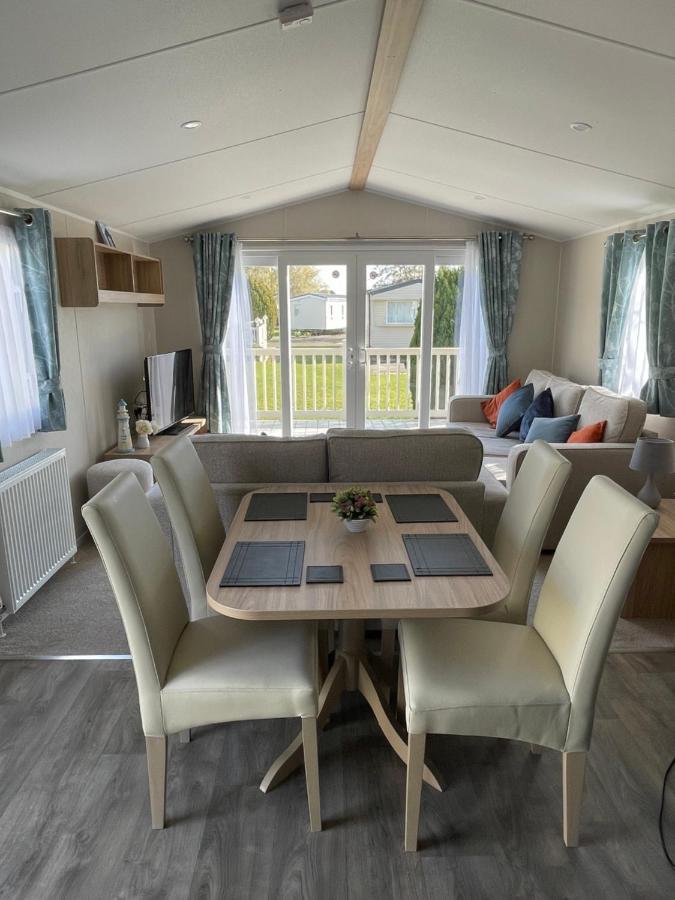 Private Rented Caravan Situated At Southview Holiday Park Winthorpe  Exterior foto